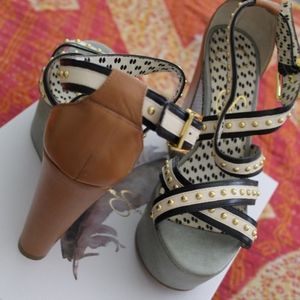 Jessica Simpson wedges